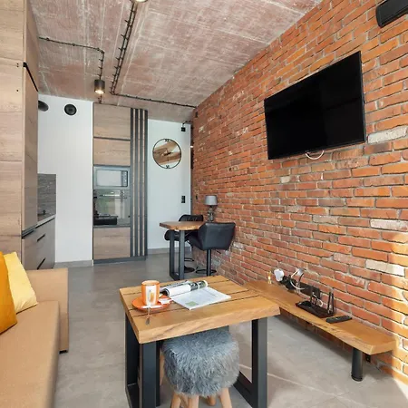 Modern & Bright In Szklane Tarasy By Renters * 제수프